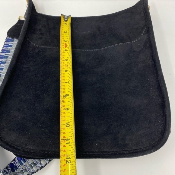 Ahdorned Crossbody Messenger Bag - Picture 6 of 9